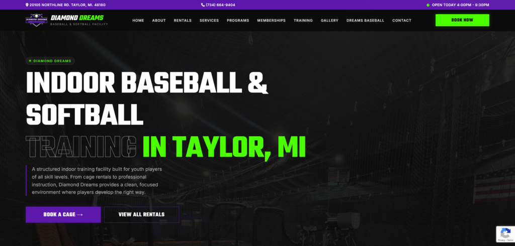 Modern sports facility website with clear booking button and indoor baseball training hero section
